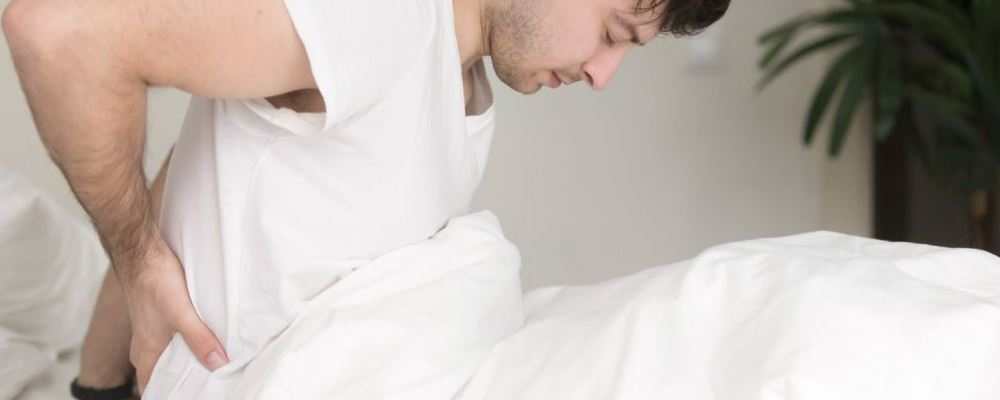 泉州男性腰痛怎么办 运动+食疗来缓解(图1) 男性腰痛怎么办 男性腰痛如何缓解 缓解男性腰痛的食疗方有哪些